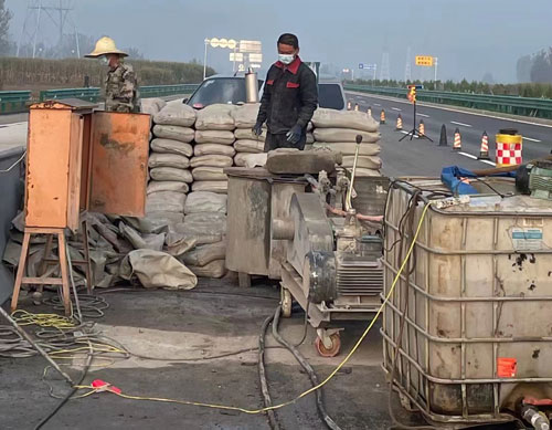 合浦高速路病害处理
